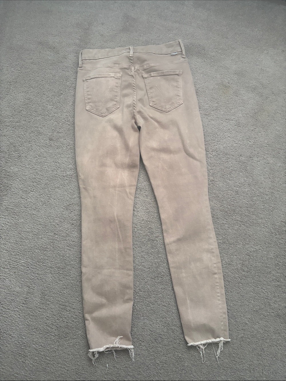 MOTHER Skinny Jeans in Light Taupe - Picture 9 of 12